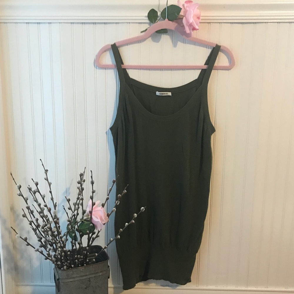 Ambiente | Long Green Tank Top